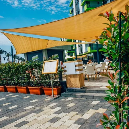 Bavaro & Spa Mamaia Nord Апартаменты Нэводари